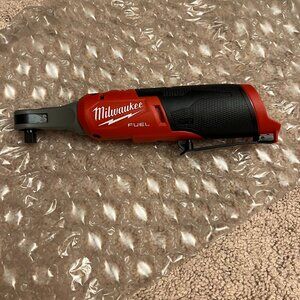 Reconditioned - Milwaukee 2457-20 M12 12V 3/8-Inch Ratchet - Bare Tool